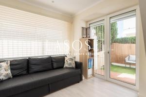 Vacation house with garden in the foothills