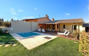 3 Bedroom Beautiful Home In Montebuono - Muserale