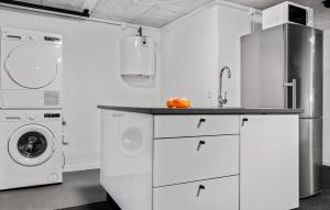 Gorgeous Apartment In Bording With Wifi