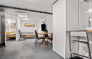 Gorgeous Apartment In Bording With Wifi