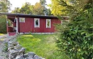 Cozy Home In Strömsnäsbruk With Wifi - Skärseryd