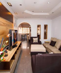 OGC 2Bed flat Adeniyi Jones