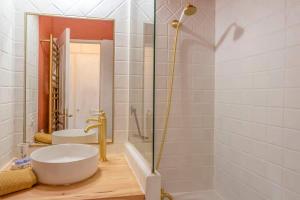 Cannes T2 - Vue mer exceptionnelle - 9 min de la Croisette