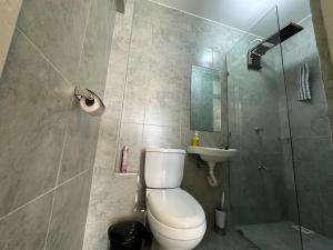 Classy 2 bedroom Apartment at Sunset