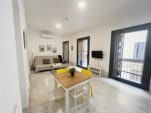 Center Sevilla Confort 4 - 2hvězdičkové hotely ve městě Sevilla