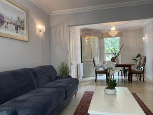 Elegant Victorian house - very best central location in historical city centre