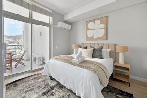 Shyla - Chic 2-Bed Apt with stunning Mountain Views