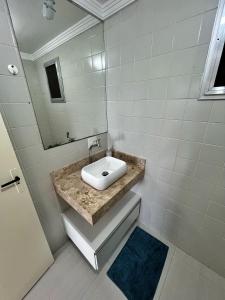 Apto próx ao Shopping Serramar