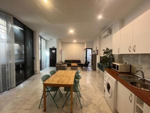 Center Sevilla Confort 9 - 2hvězdičkové hotely ve městě Sevilla