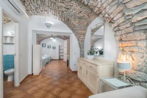 Bosa Queen House img29