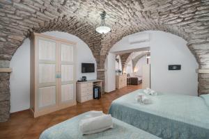 Bosa Queen House img13