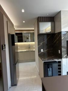 BOMBINHAS - AP 105 MARÉ CHEIA - Praia de Bombas