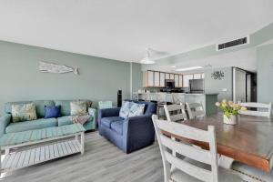 Baywatch Resort Oceanfront Dream Maker