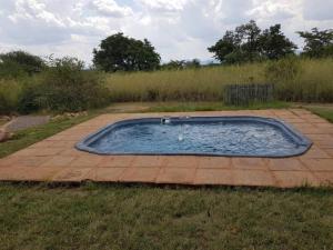 Zebula Golf and Wildlife Estate - Porcupine Strolling Pax 8 - Moi Signature Luxury villa