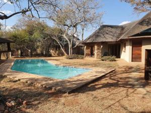 Zebula Golf and Wildlife Estate - Walk of the Eland Pax 12 - Moi Signature Luxury villa