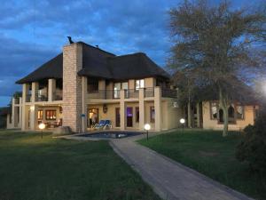 Zebula Golf and Wildlife Estate - Owls Haven Pax 10 - Moi Signature Luxury villa