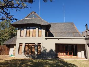 Zebula Golf and Wildlife Estate - Africa Breathing Pax 8 - Moi Signature Exclusive Villa
