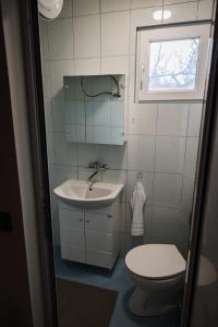 Cozy House with Free parking