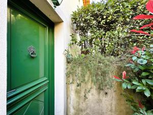 Villa Verde climatisée pour 10 personnes avec piscine chauffée et vue mer à La Londe les Maures