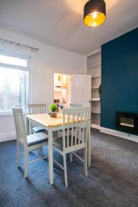 Modern 2-Bedroom Home in Rotherham