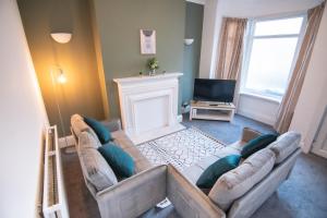 Modern 2-Bedroom Home in Rotherham