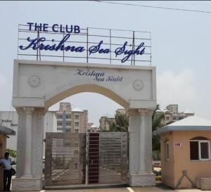 Evas Castle - 1BHK AC Room with Kitchen