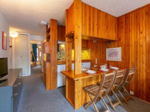 Appartement skis aux pieds 6 pers, Wifi, Animaux admis - FR-1-694-256