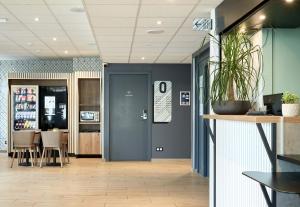 Hotels B&B HOTEL Paris Creteil : photos des chambres