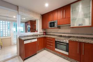 Afrodite Apartment - Frontline Beach