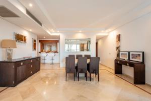 Afrodite Apartment - Frontline Beach