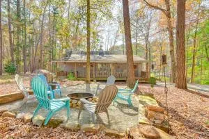 Secluded Hamilton Cabin Retreat with Private Lake! - Warm Springs