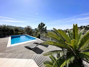 Villa Les Romarins pour 8 personnes avec vue mer panoramique et piscine chauffée à La Londe-les-Maures