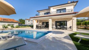 Villa Laura by Villas Holiday