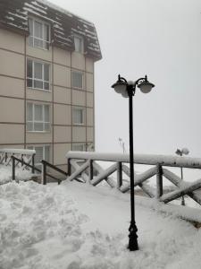 Apartman 34, Kraljevi čardaci