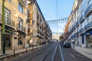 WHome Artsy Apartment in the heart of Chiado