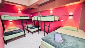 Stay At Moon Hostel Haad Rin