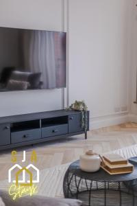 Bastille Stay - SJA Stays - Luxury 2 Bed Apartment