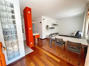 Orange apartment - Zelarino
