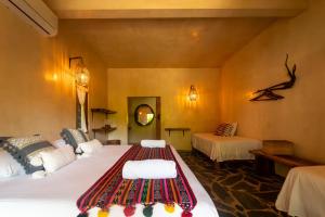 Casa Mariposa Beach Hotel