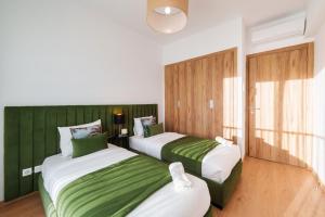 Elegance and Serenity at Noria Golf and Pool view