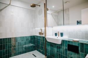 Stunning Duplex in City Centre WiFi Family Contractor