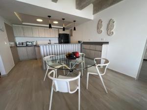 Exclusivo y con vista al mar 602