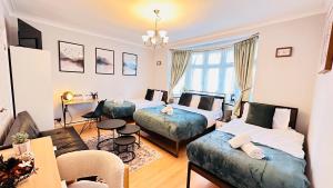 Isleworth House London by Smart Corporate Stays