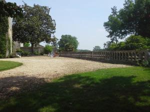 B&B / Chambres d'hotes Le Logis De Ruelle : photos des chambres