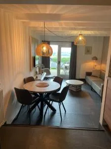 Gezellig authentiek 4 persoons huis vlakbij Valkenburg - 韦尔勒