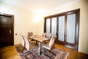 Spacious City View Apartment with Balcony