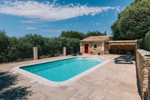 Location vacances maison piscine LIOUX LS2-92