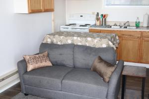 Cozy Studio Steps from Ferry Downtown St Ignace