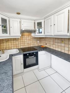 Maisons de vacances Maison lumineuse, jardin et Wi-Fi gratuit : photos des chambres