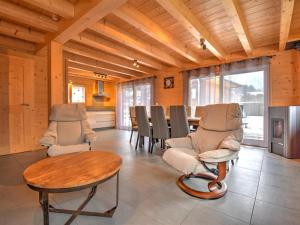 Chalets Chalet Moderne 91m² a Morzine, Proche Navettes et Remontees, Quartier Calme - FR-1-524-22 : photos des chambres